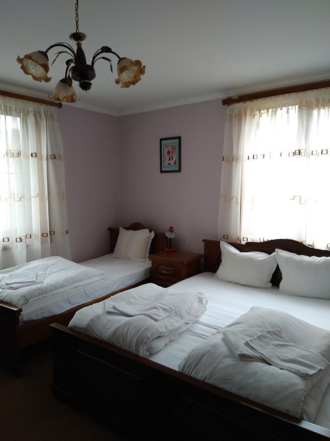 Guest House Todorini Kashti Копривштиця Екстер'єр фото
